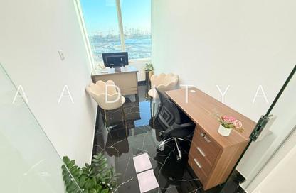 Office Space - Studio - 1 Bathroom for rent in Fatima Mohammad Ahmad Bin Suleiman Building - Al Raffa - Bur Dubai - Dubai