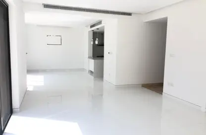Villa - 5 Bedrooms - 5 Bathrooms for rent in Bloomingdale Townhouses - Bloomingdale - Dubai Sports City - Dubai