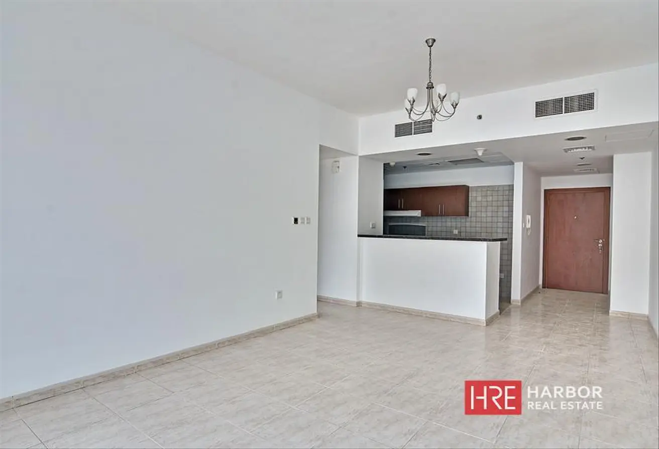 92694269 - Property Main Image