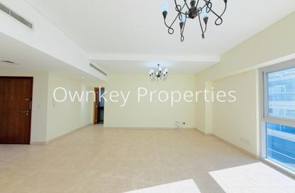 Apartment - 2 Bedrooms - 3 Bathrooms for rent in Blue Waves Residence - Al Mankhool - Bur Dubai - Dubai
