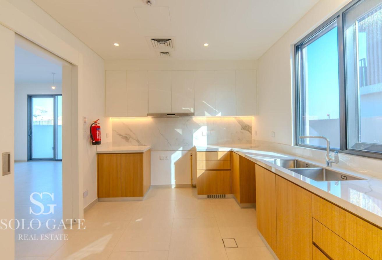 4Beds + Maid | Single Row | Brand New photo 5