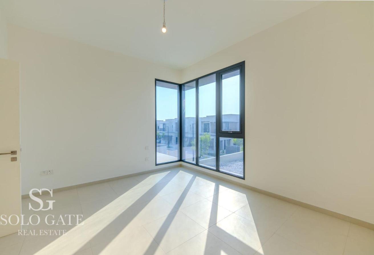 4Beds + Maid | Single Row | Brand New photo 14