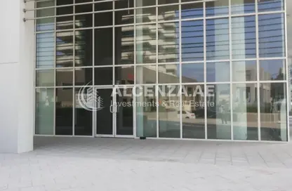 Shop - Studio for rent in Centurion Star Tower - Port Saeed - Deira - Dubai