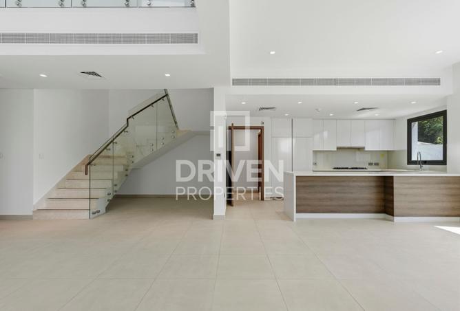 123818812 - Property Image 2