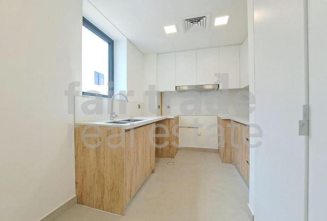 70281941 - صورة العقار 2