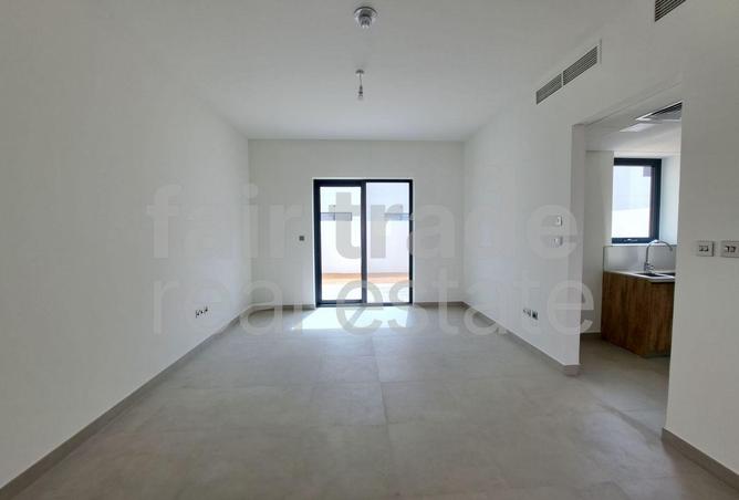 70281941 - صورة العقار 3