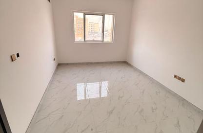 Apartment - 1 Bedroom - 2 Bathrooms for rent in Al Mowaihat 3 - Al Mowaihat - Ajman Apartment - 1 Bedroom - 2 Bathrooms for rent in Al Mowaihat 3 - Al Mowaihat - Ajman