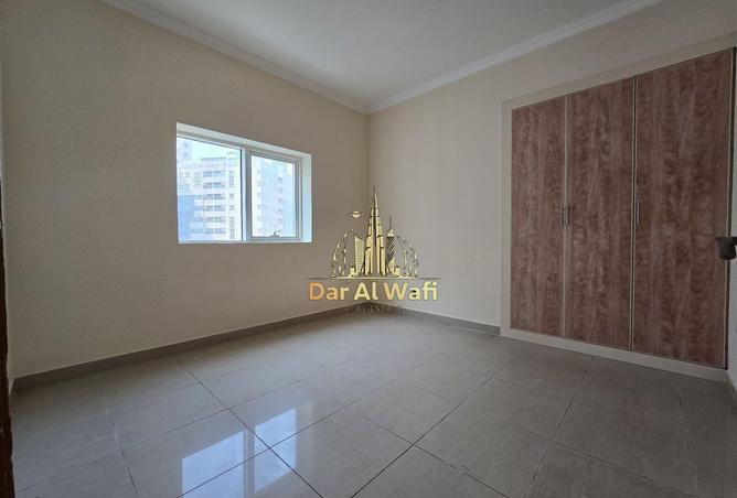 74240289 - Property Image 3