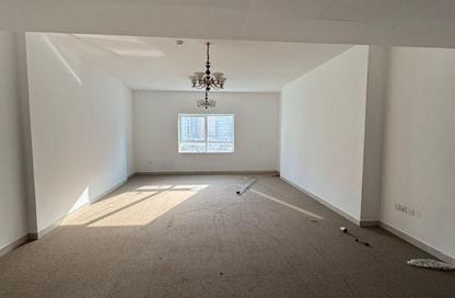 Apartment - 3 Bedrooms - 3 Bathrooms for rent in Al Majaz Pearl - Al Majaz 2 - Al Majaz - Sharjah