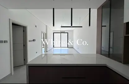 شقة - غرفة نوم - 2 حمامات للبيع في بارك لاين باي هاليبورن - منطقة 14 - قرية جميرا الدائرية - دبي