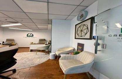 Business Centre - Studio - 3 Bathrooms for rent in Iris Bay - Business Bay - Dubai