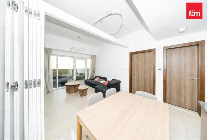 Spacious Layout | Convertable 2 bed | High Floor photo 3