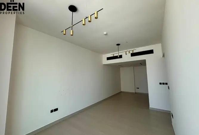 163231696 - Property Image 3