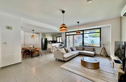 Townhouse - 3 - 4 for rent in Hayat Townhouses - Town Square - Dubai