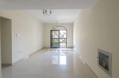 Apartment - 2 Bedrooms - 2 Bathrooms for rent in Al Jurf 3 - Al Jurf - Ajman Downtown - Ajman
