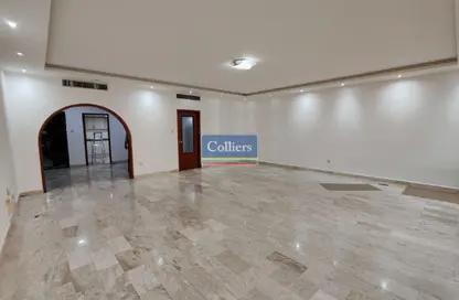 Apartment - 3 Bedrooms - 3 Bathrooms for rent in Corniche Road - Abu Dhabi