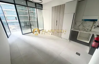 Apartment - 1 Bathroom for rent in Amal Tower - Dubai Sports City - Dubai