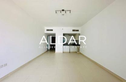 Apartment - 1 - 2 for rent in Oxford Building - District 14 - Jumeirah Village Circle - Dubai