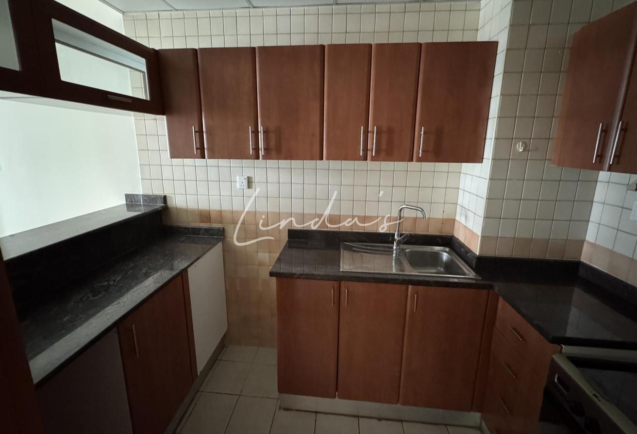 Multiple cheque option | 1-Bedroom | Unfurnished photo 4
