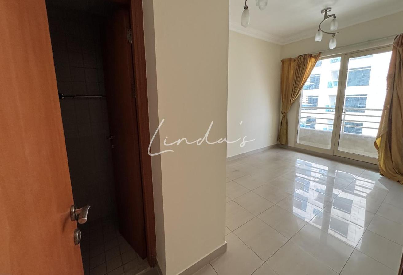 Multiple cheque option | 1-Bedroom | Unfurnished photo 10