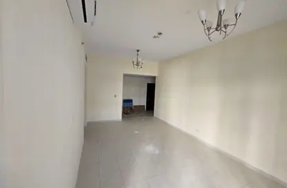 Apartment - 2 Bedrooms - 3 Bathrooms for rent in La Fontana - Arjan - Dubai