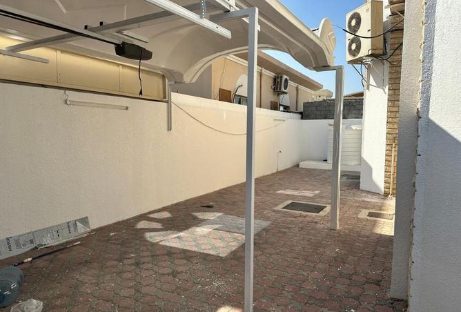 54928730 - صورة العقار 2