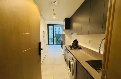 شقة - 1 حمام للايجار في الطراز - حي نسيج - الجادة - الشارقة