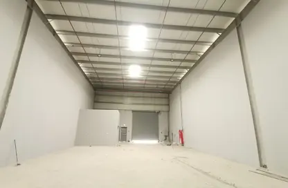 مستودع - استوديو - 1 حمام للايجار في السجع إس - الصجعة - الشارقة