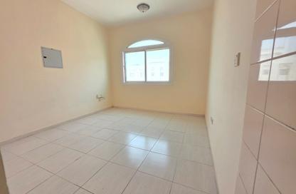 Apartment - Studio - 1 for rent in Fire Station Road - Muwaileh - Sharjah