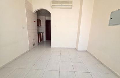 Apartment - Studio - 1 for rent in Fire Station Road - Muwaileh - Sharjah