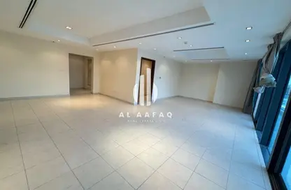 Apartment - 3 Bedrooms - 5 Bathrooms for rent in Al Mamzar - Al Mamzar - Sharjah - Sharjah
