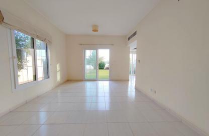 Villa - 3 Bedrooms - 3 Bathrooms for rent in Springs 6 - The Springs - Dubai