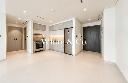 شقة - 1 - 2 للبيع في برج Marina Vista 2 - مارينا فيستا - إعمار بيتشفرونت - دبي هاربور - دبي
