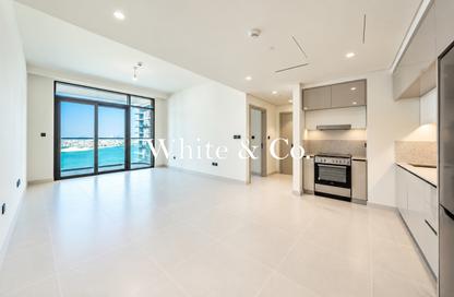 شقة - 1 - 2 للبيع في برج Marina Vista 2 - مارينا فيستا - إعمار بيتشفرونت - دبي هاربور - دبي
