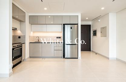 شقة - 1 - 2 للبيع في برج Marina Vista 2 - مارينا فيستا - إعمار بيتشفرونت - دبي هاربور - دبي