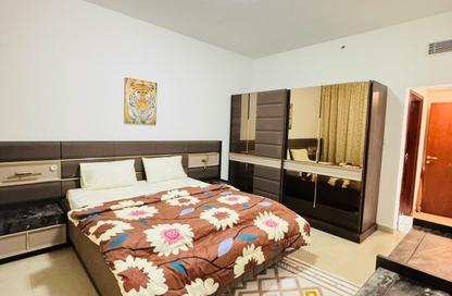 Apartment - 1 - 2 for rent in Beach Tower 2 - Al Khan Lagoon - Al Khan - Sharjah