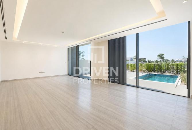 121987945 - Property Image 3