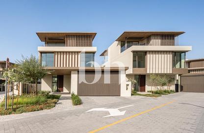 Villa - 4 Bedrooms - 5 Bathrooms for sale in Nad Al Sheba Gardens Phase 3 - Nad Al Sheba 1 - Nad Al Sheba - Dubai