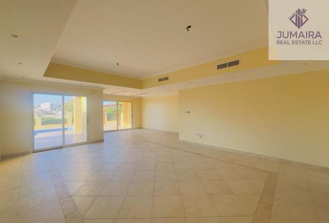 56938532 - Property Image 3