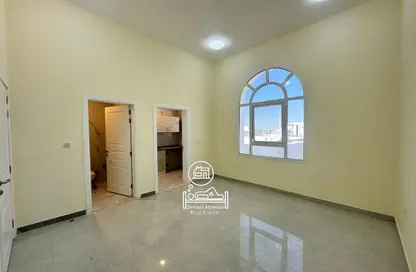 Apartment - Studio - 1 Bathroom for rent in Khalifa City - Abu Dhabi