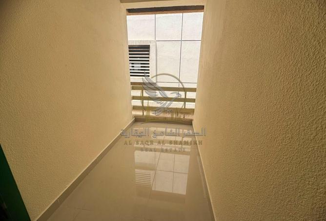 136074404 - Property Image 2