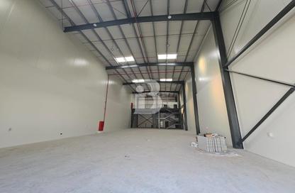 Warehouse - Studio for sale in Phase 1 - Dubai Investment Park (DIP) - Dubai