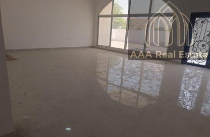 Villa - 3 Bedrooms - 5 Bathrooms for rent in Al Muhaisnah 1 - Al Muhaisnah - Dubai