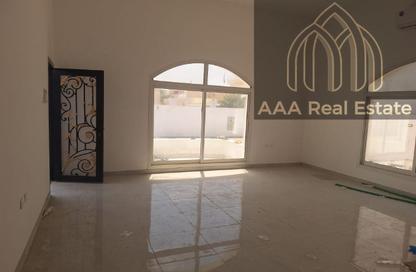 Villa - 3 Bedrooms - 5 Bathrooms for rent in Al Muhaisnah 1 - Al Muhaisnah - Dubai
