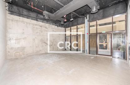 Retail - Studio for rent in Dar Al Hai Building - Al Souk Al Kabeer - Bur Dubai - Dubai