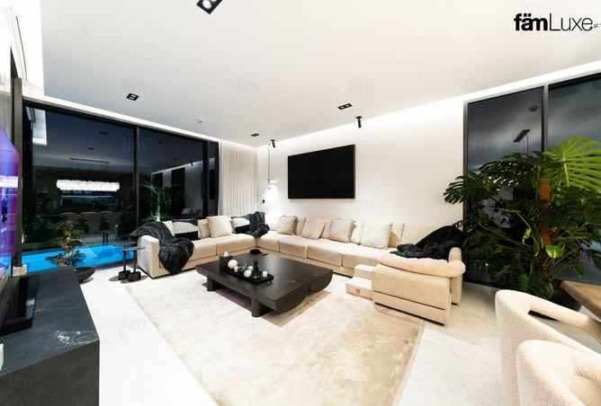 54004956 - صورة العقار 2