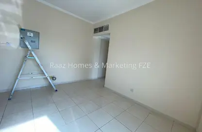 Apartment - 1 Bedroom - 1 Bathroom for rent in Al Naba'ah 8 Building - Al Naba'ah - Al Sharq - Sharjah