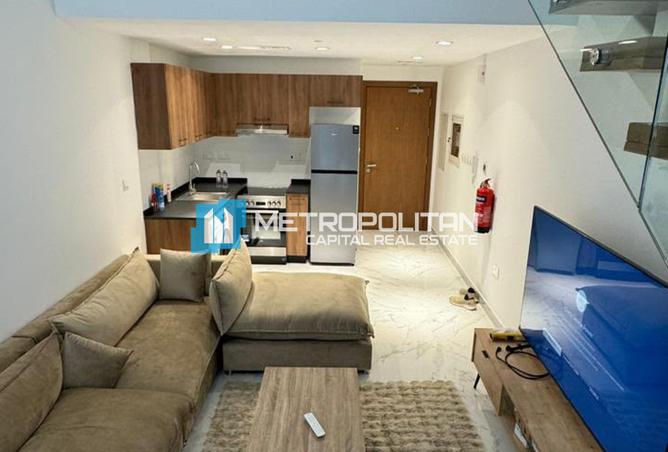 128362403 - Property Image 3