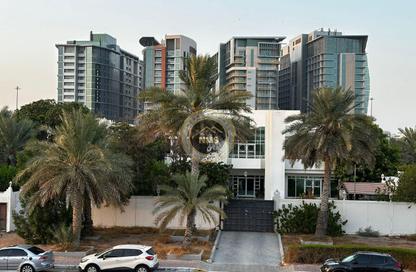 Apartment - Studio - 1 Bathroom for rent in Al Mushrif Villas - Al Mushrif - Abu Dhabi
