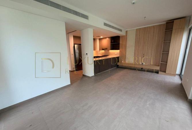 82802322 - Property Image 2